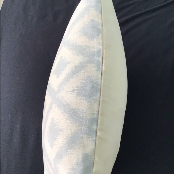 Therapy throw pillow - Picture 4 of 5